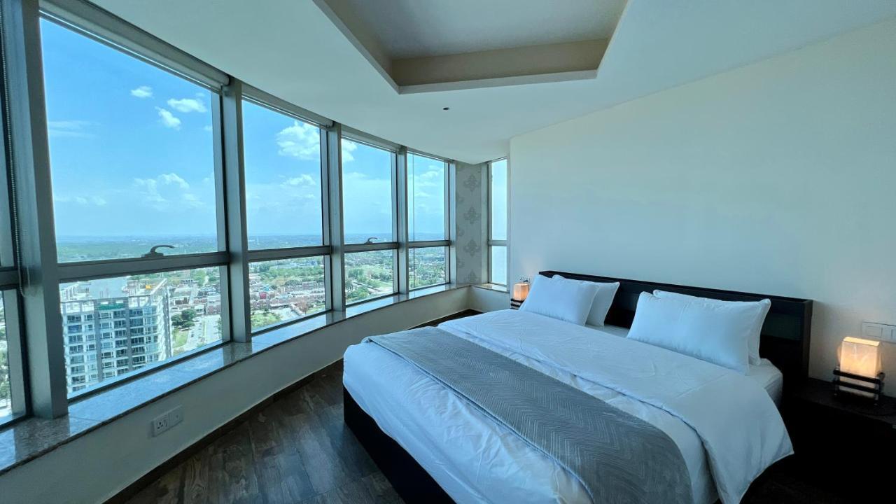 Centaurus Apartment City View Three Beds Islamabad Zewnętrze zdjęcie